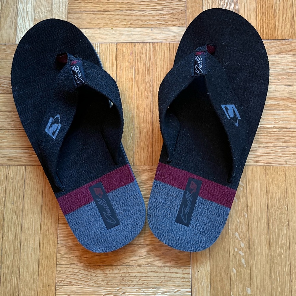 O’Neill Mens Sandals Black/Burgundy/Grey in Size 9